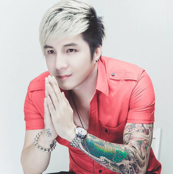 Nút vàng YouTube: Trấn Thành đạt 1 triệu theo dõi, Sơn Tùng gấp 3 lần