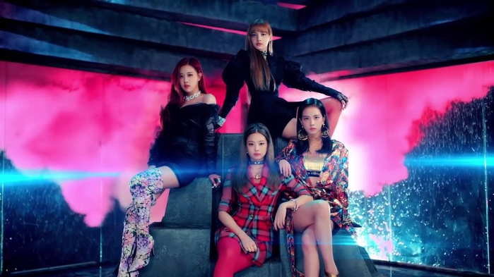 Phong cách nổi loạn của Black Pink trong Mv mới