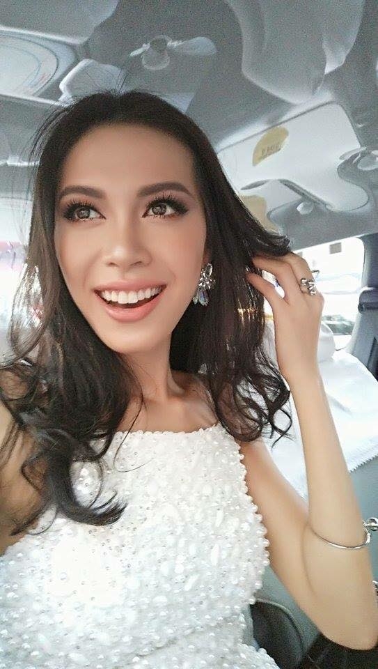 Sao viet ba chim bay noi voi son nude: nguoi thoi thuong ke nua mua