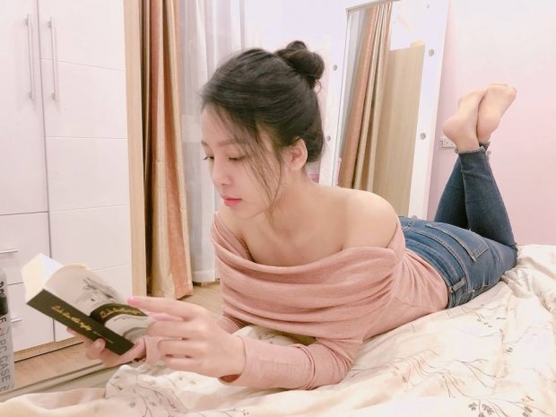 Soi cận cảnh nhan sắc của 5 hot girl cổ vũ World Cup 2018