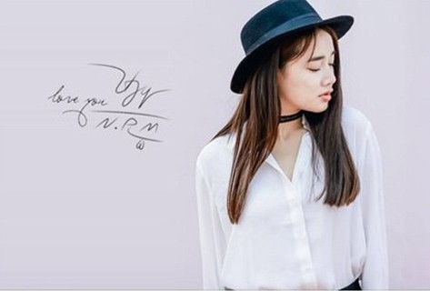 Soi chữ ký của sao Việt: Người đẹp đơn giản, người như rồng bay
