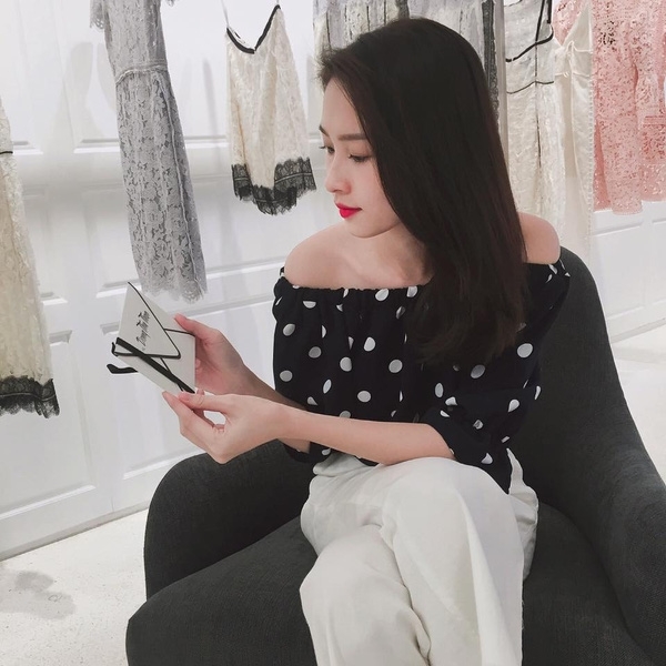 Top mỹ nhân Việt sở hữu góc nghiêng thần thánh khiến ai cũng ganh tỵ