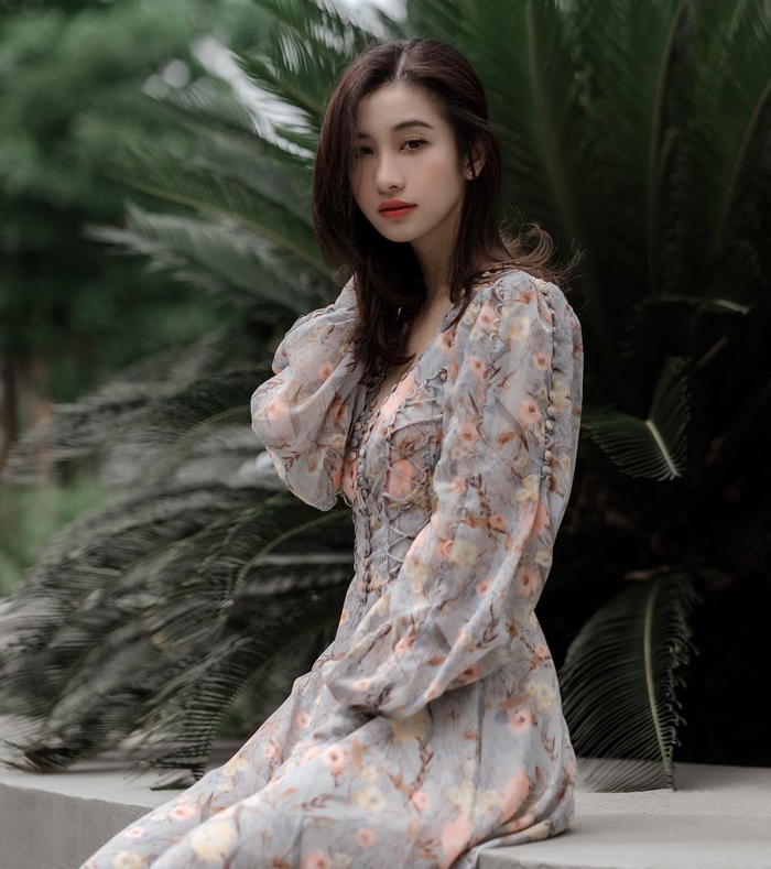 Vẻ đẹp của những mỹ nhân sinh năm 1995 của showbiz Việt
