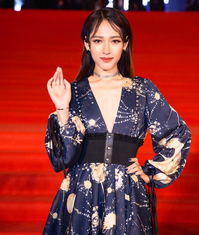 Vẻ đẹp của những mỹ nhân sinh năm 1995 của showbiz Việt