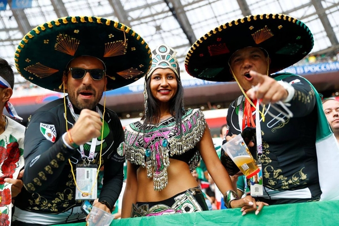 World Cup 2018: Nước nào có cổ động viên “lầy lội” và chịu chơi nhất?