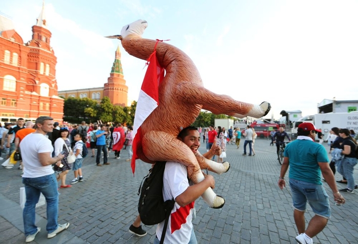 World Cup 2018: Nước nào có cổ động viên “lầy lội” và chịu chơi nhất?