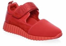 15 đôi sneaker đang làm mưa làm gió trong mùa hè này