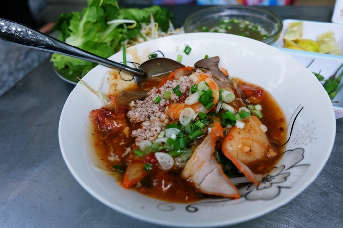 12 quán ăn hơn 30 tuổi ở Sài Gòn gây nhiều thương nhớ cho thực khách