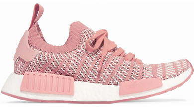 15 đôi sneaker đang làm mưa làm gió trong mùa hè này