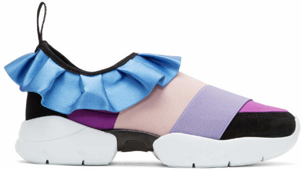 15 đôi sneaker đang làm mưa làm gió trong mùa hè này
