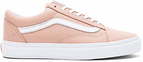 15 đôi sneaker đang làm mưa làm gió trong mùa hè này