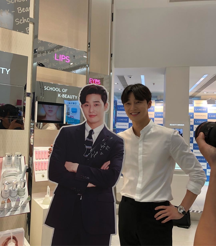 Quen ngay pho chu tich, hay nhin xem Park seo joon lay loi nhu the nay day