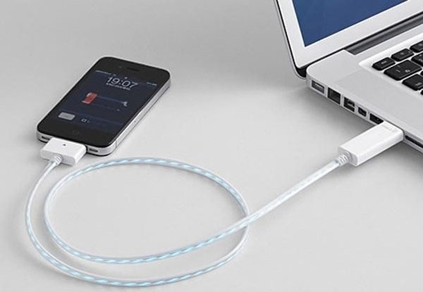 9 sai lầm khi sạc pin khiến thiết bị nhanh hỏng, 90% người dùng đều mắ
