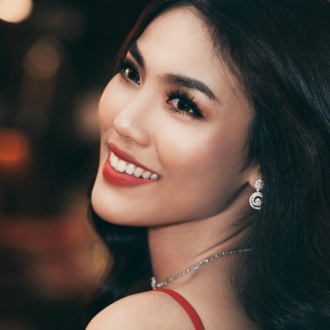 Ảnh hot sao Việt: Nhã Phương diện bikini khoe vòng eo con kiến