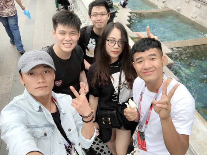 Ảnh hot sao Việt: Tuấn Hưng và con trai hội ngộ Sơn Tùng M-TP và Isaac