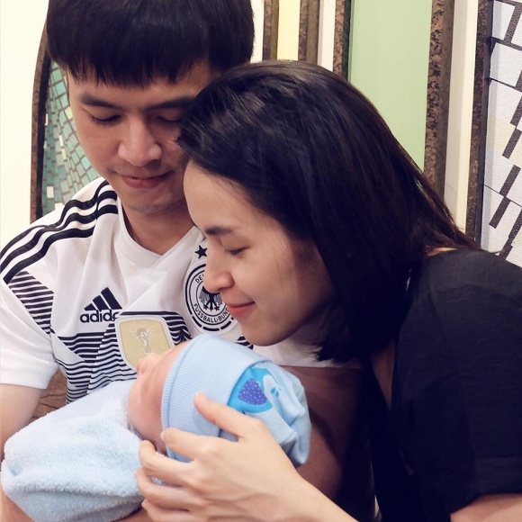 Bảng dự chi nửa tỉ đồng cho con đang gây tranh cãi trong cộng đồng