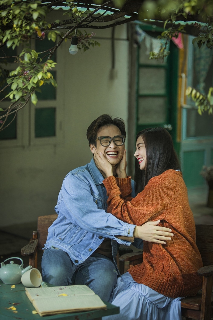 Các cặp đôi sao Việt này khiến fan “không cam lòng” khi “chỉ là bạn