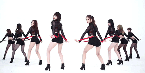 Các girlgroup chuyển từ ngoan hiền sang hở bạo: Người thành công