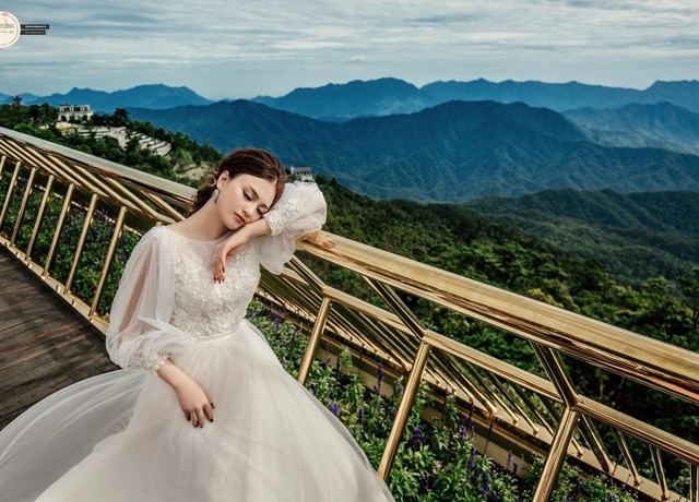 Cầu Vàng Đà Nẵng được khen khi xuất hiện trên Instagram nổi tiếng