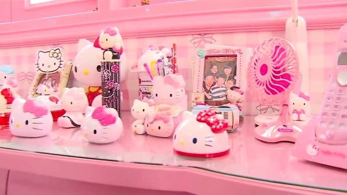 Dân mạng phát sốt với ngôi nhà trang trí từ A - Z hình Hello Kitty