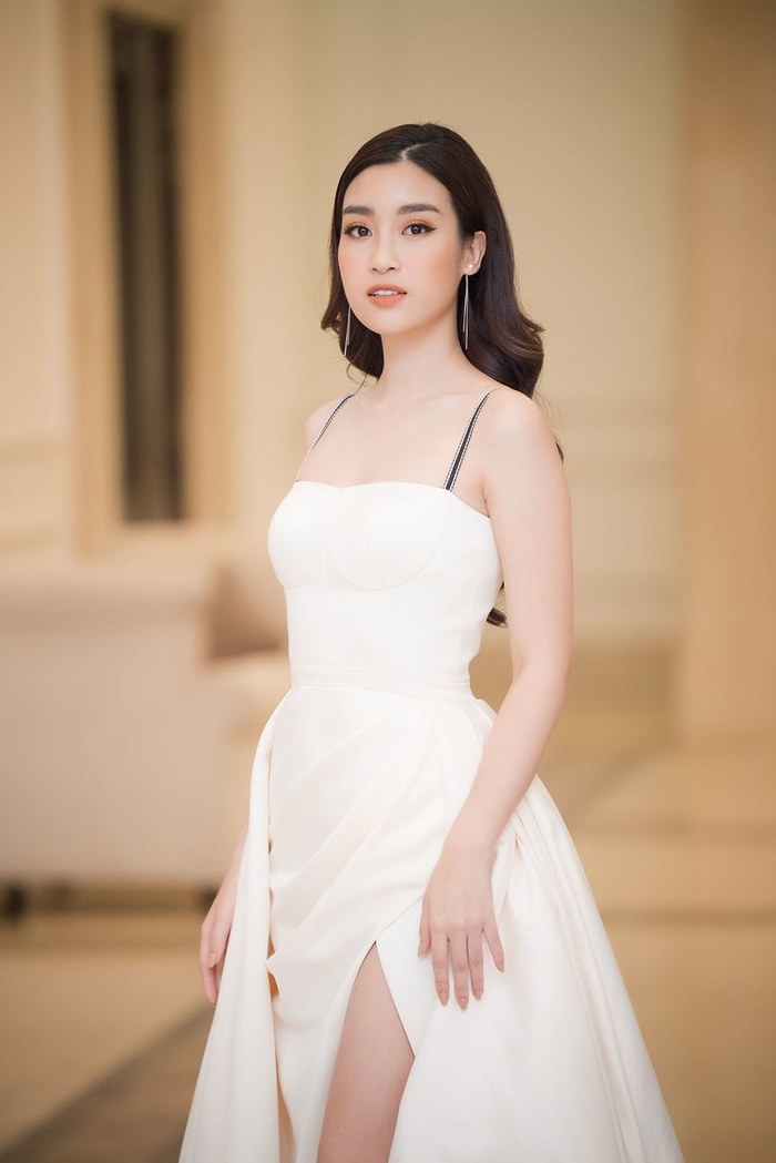 Dàn mỹ nhân Việt khoe phong cách thời trang đỉnh cao tuần qua
