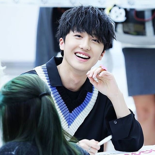 Tuổi trẻ tài cao là những gì fan phát cuồng về hội nam thần Kpop 2000