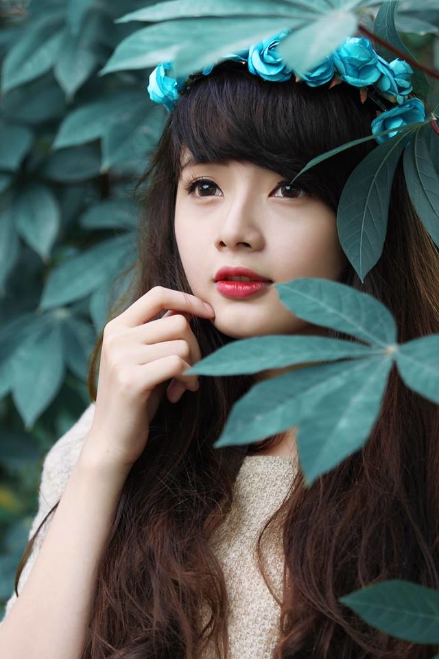 Diem mat nhung hot girl mang noi tieng: cuc xinh va dong dao fan ham mo