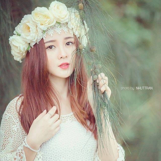 Diem mat nhung hot girl mang noi tieng: cuc xinh va dong dao fan ham mo