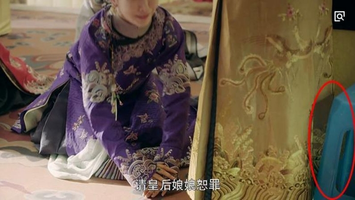 Diên Hi Công Lược khiến khán giả cười bò vì gu thời trang xuyên không