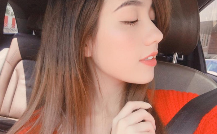Đọ góc nghiêng của các hotgirl, ai mới sở hữu góc nghiêng thần thánh