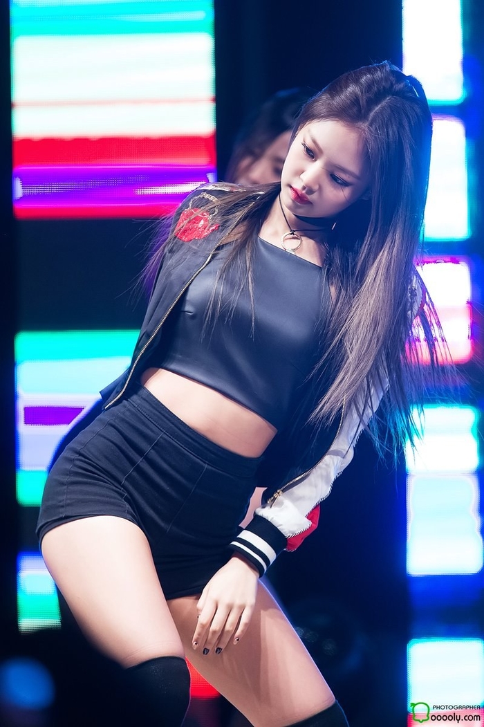 Không nghi ngờ gì nữa: Jennie xứng đáng là nữ hoàng sexy của Kbiz