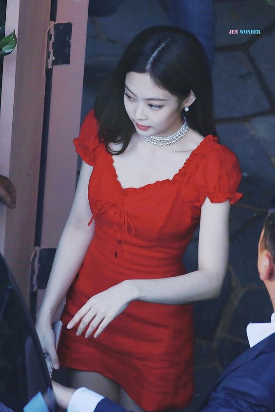 Không nghi ngờ gì nữa: Jennie xứng đáng là nữ hoàng sexy của Kbiz