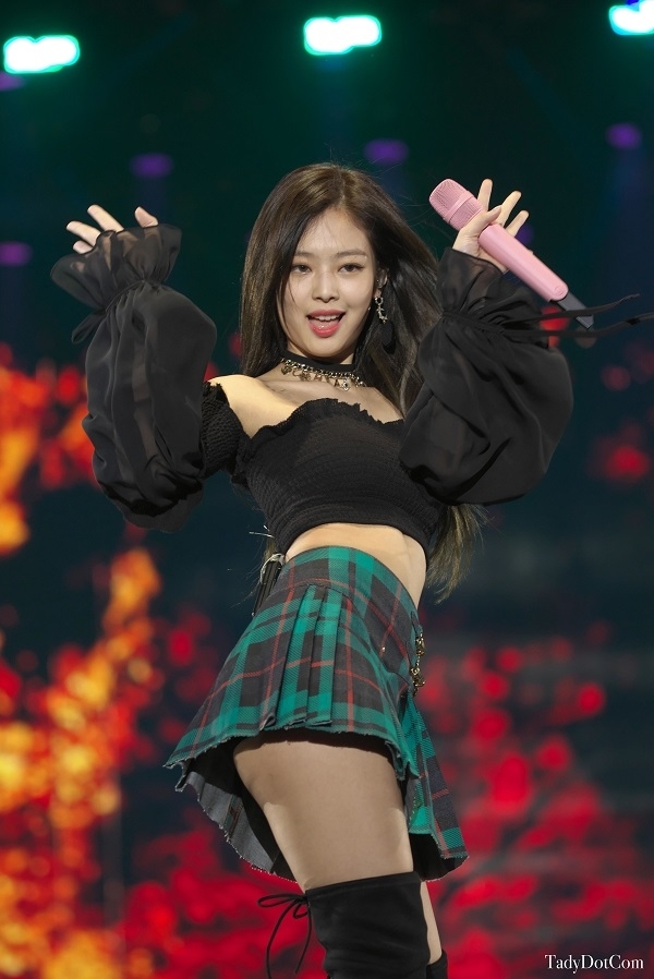 Không nghi ngờ gì nữa: Jennie xứng đáng là nữ hoàng sexy của Kbiz