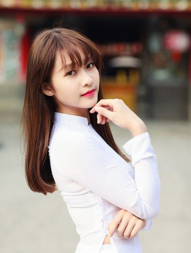Đời tư đầy tai tiếng của Khả Ngân, nữ chính Hậu duệ mặt trời bản Việt