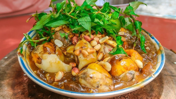 Khám phá những con phố ăn vặt nổi tiếng bậc nhất Sài Thành
