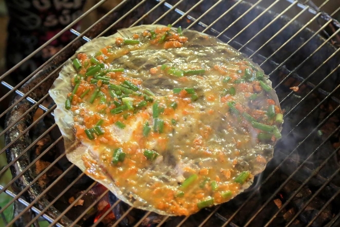 Khám phá những con phố ăn vặt nổi tiếng bậc nhất Sài Thành