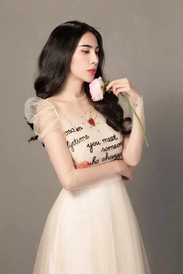 Không chỉ Thu Minh, các sao nữ này đang ở nhan sắc chín muồi sau sinh