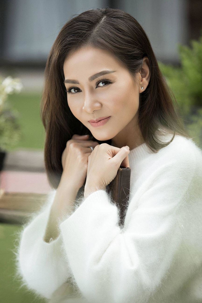 Không chỉ Thu Minh, các sao nữ này đang ở nhan sắc chín muồi sau sinh