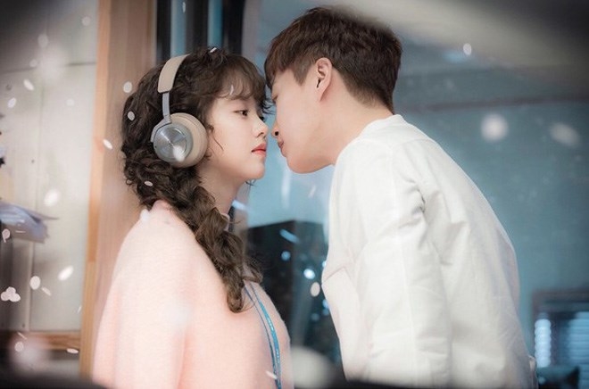 Kim So Hyun và Nam Da Reum tái ngộ sau 5 năm đóng chung Vườn sao băng