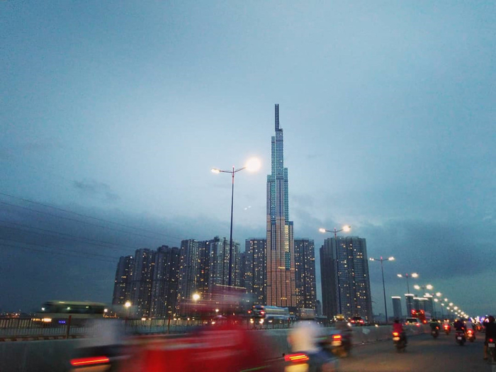 Tòa nhà Landmark 81- địa điểm check-in mới của giới trẻ Sài thành