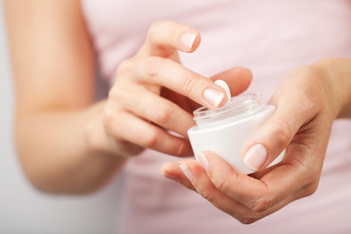 Làm đúng những cách này, mụn ở ngực sẽ một đi không trở lại
