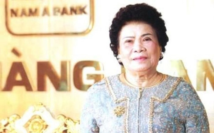 Lão bà thép Tư Hường, một đại gia quyền lực, sở hữu tài sản khủng