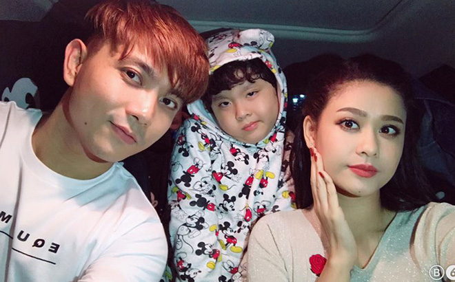 Ly hon roi van chung song cung mot nha: chuyen la chi co o showbiz