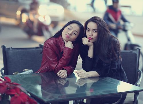 Muôn kiểu tình bạn trong showbiz Việt