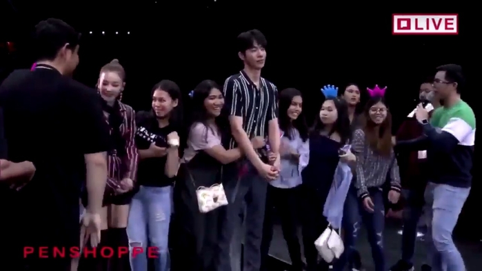 Nam Joo Hyuk bị sàm sỡ công khai khi tham dự sự kiện tại Philippines