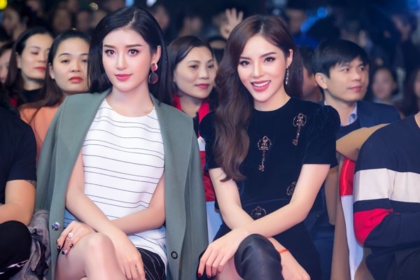 Nang hau trong showbiz va nhung moi quan he bang mat khong bang long
