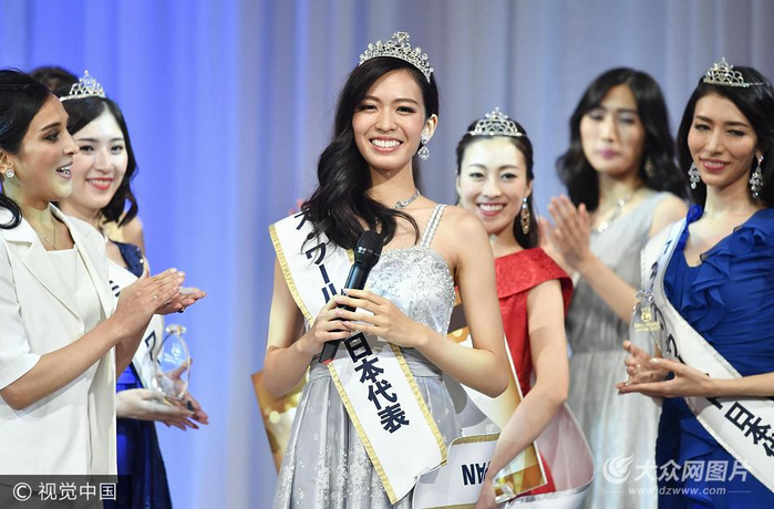 Ngam nhin nhan sac chuan tu nhien de xem hoa hau nuoc nao la dep nhat