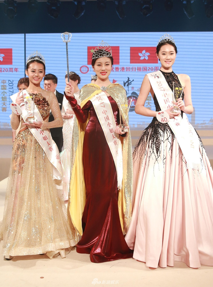 Ngam nhin nhan sac chuan tu nhien de xem hoa hau nuoc nao la dep nhat