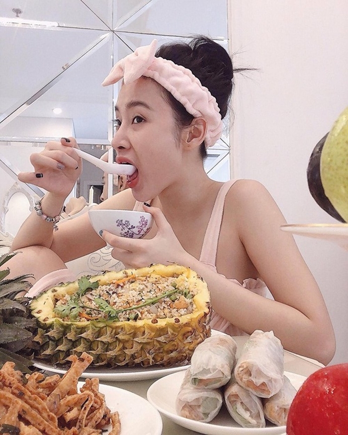 Ngoài Hari Won, còn đầy sao Việt thả ga ăn uống đâu cần giữ hình ảnh