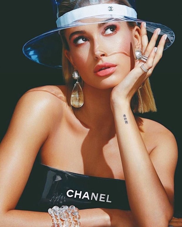 Nhan sắc của Hailey Baldwin, chân dài vừa được Justin Bieber cầu hôn